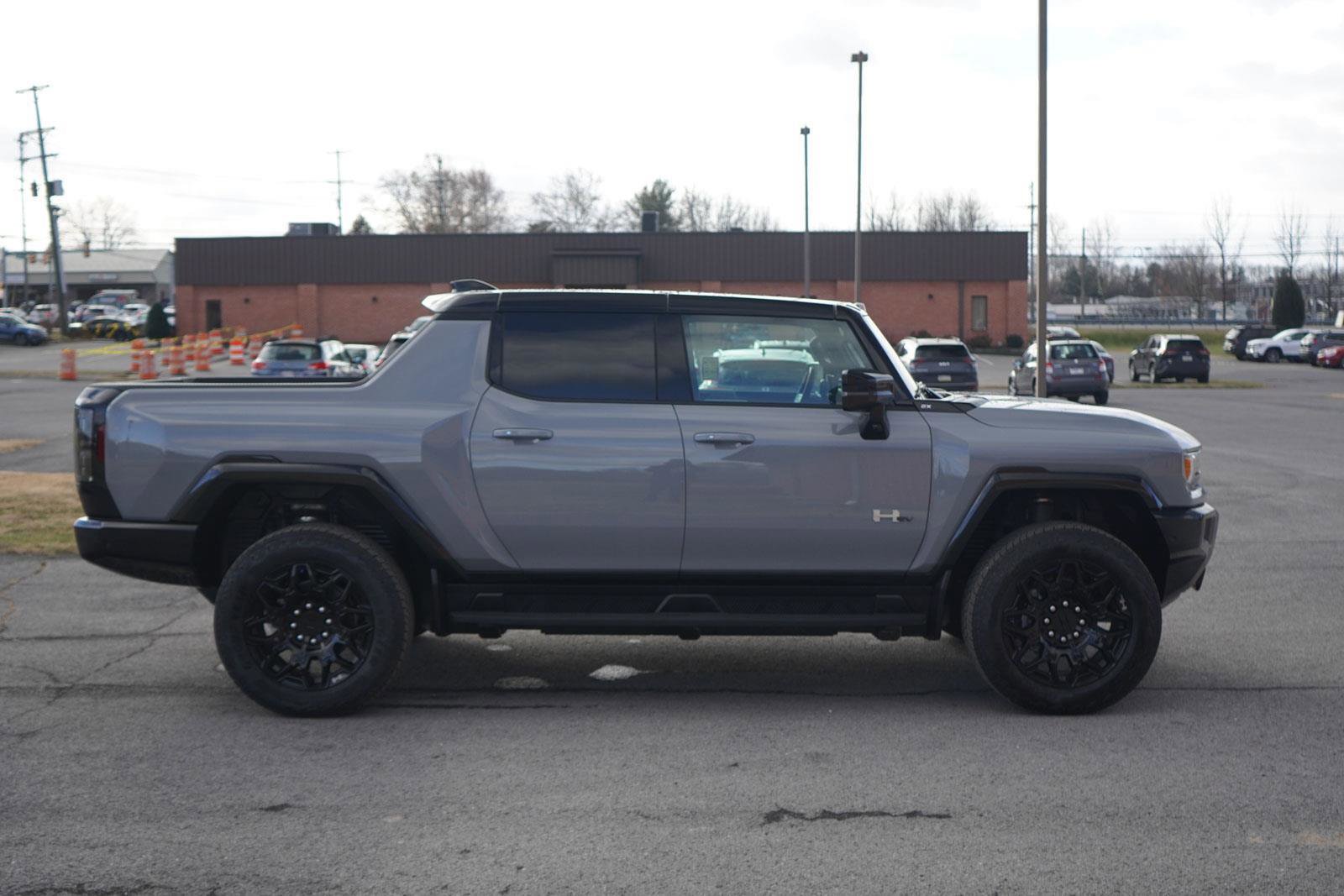 New 2026 GMC Hummer EV 4x4 Crew Cab image 2