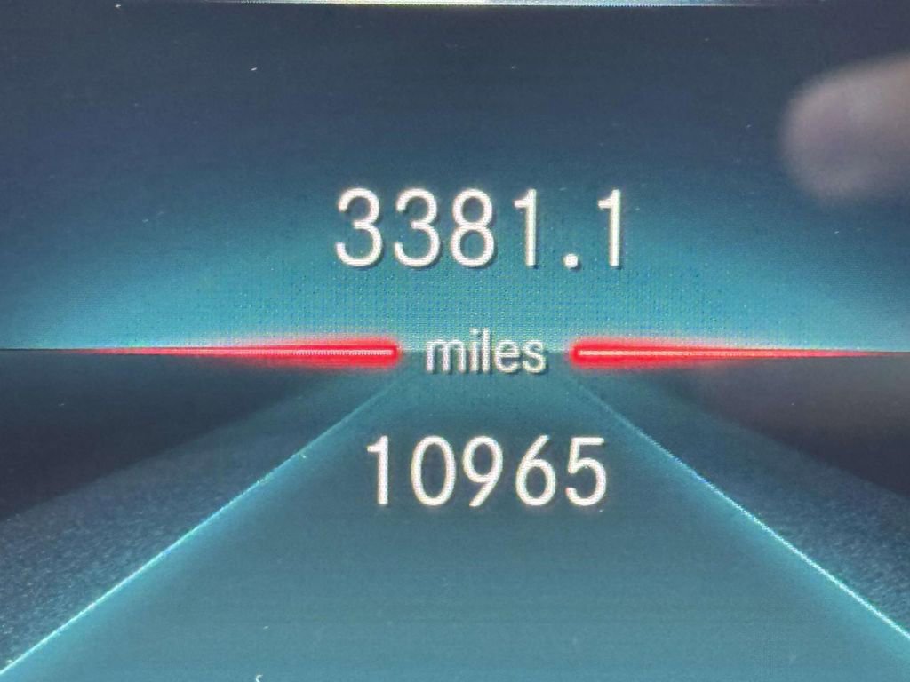 Used 2022 Mercedes-Benz CLA 250 4MATIC image 24