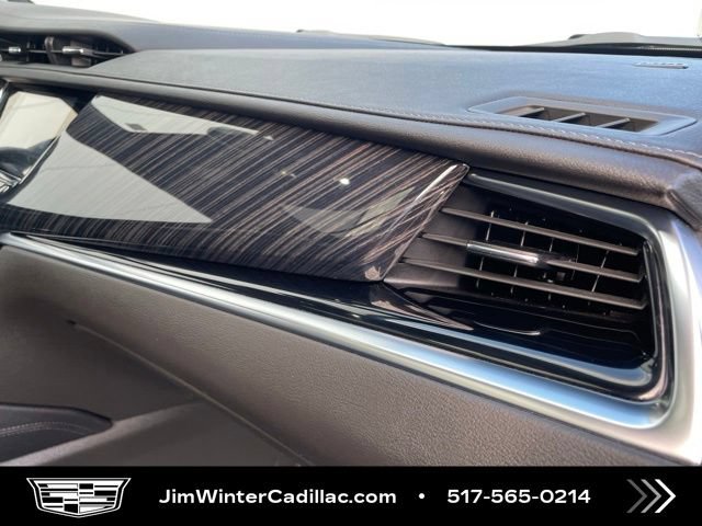 Certified 2025 Cadillac XT6 Premium Luxury w/ Technology Package AWD/4WD image 15