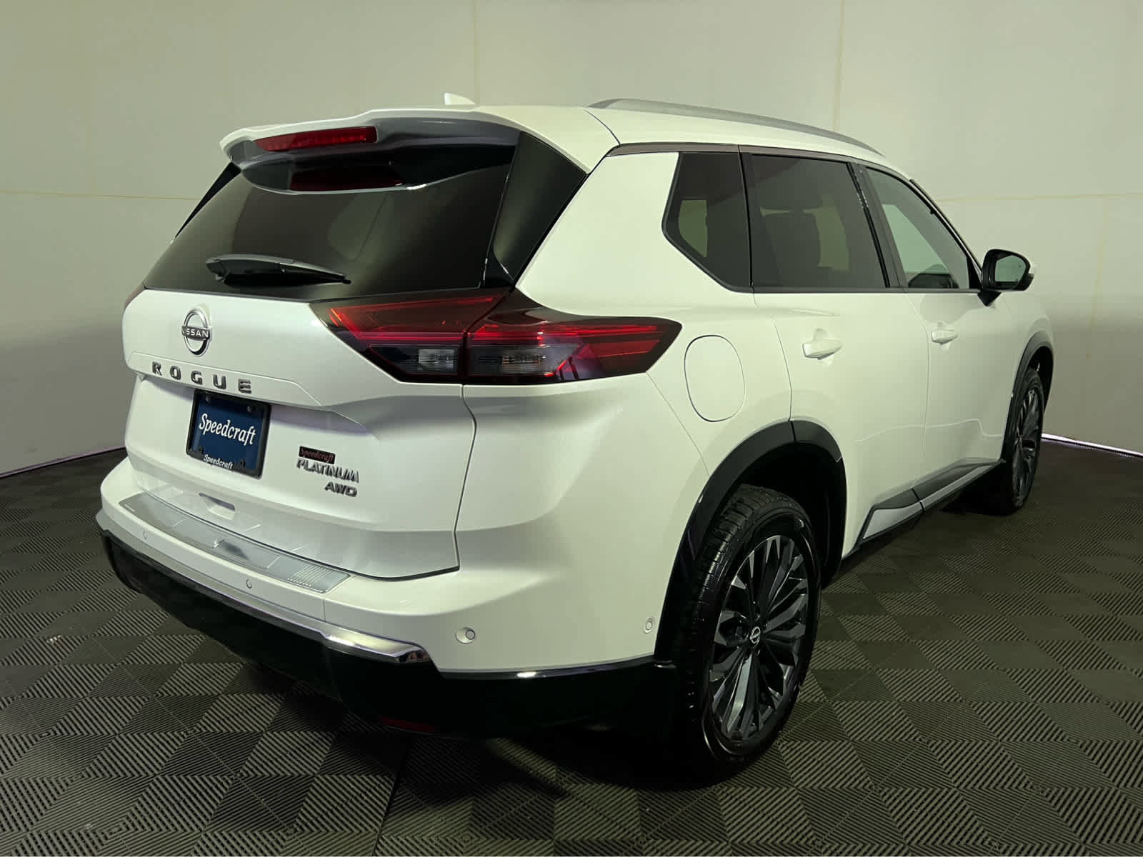 Certified 2024 Nissan Rogue Platinum w/ Platinum Premium Package image 7