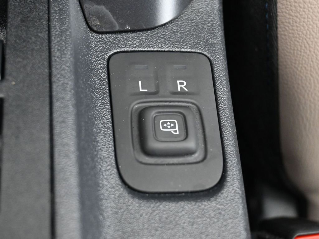 Used 2024 Ford Bronco Wildtrak image 28