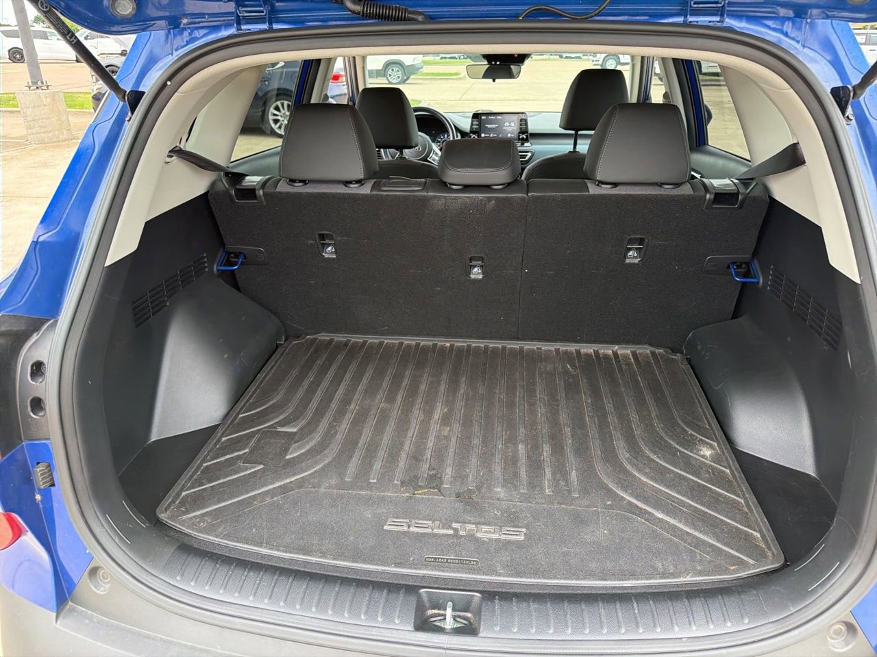 Used 2021 Kia Seltos S FWD image 10