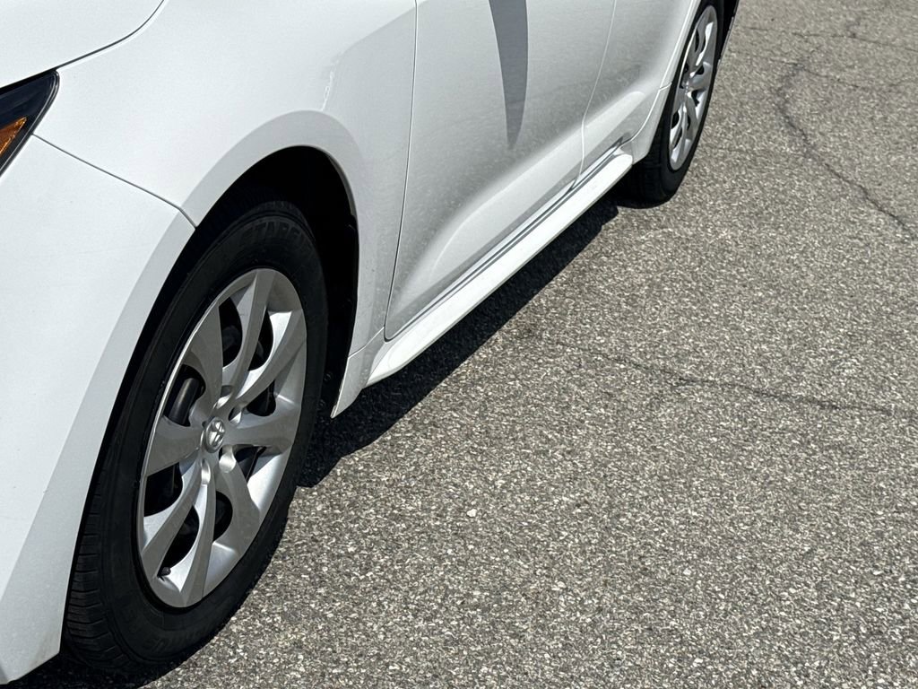 Used 2024 Toyota Corolla LE FWD image 18