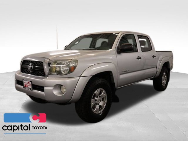 Used 2011 Toyota Tacoma PreRunner w/ TRD Off-Road Pkg w/JBL Audio RWD image 5