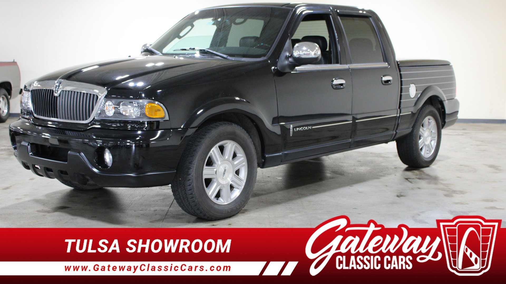 Used 2002 Lincoln Blackwood RWD image 1