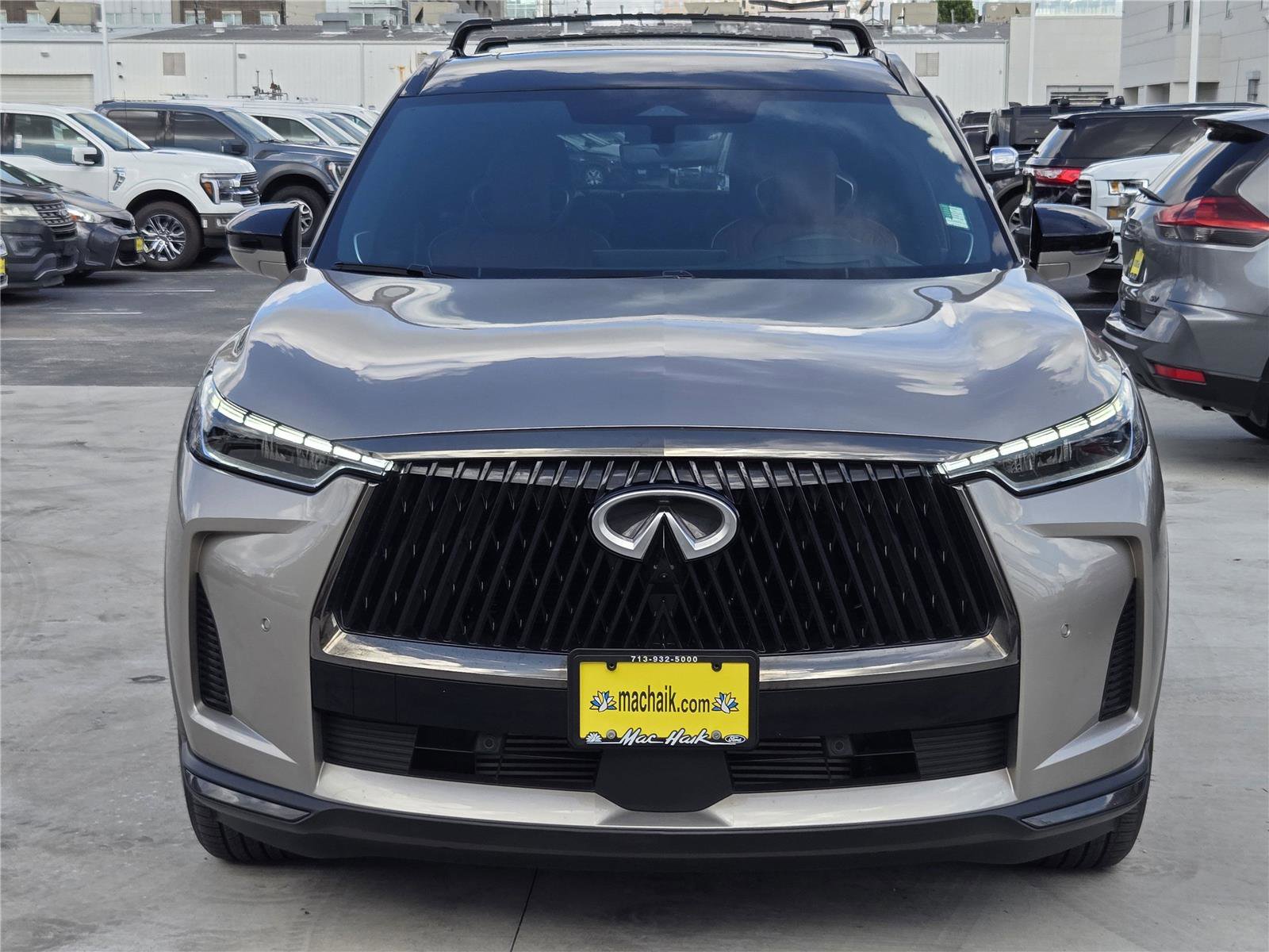 Used 2026 INFINITI QX60 Autograph w/ Dark Cargo Package AWD/4WD image 2