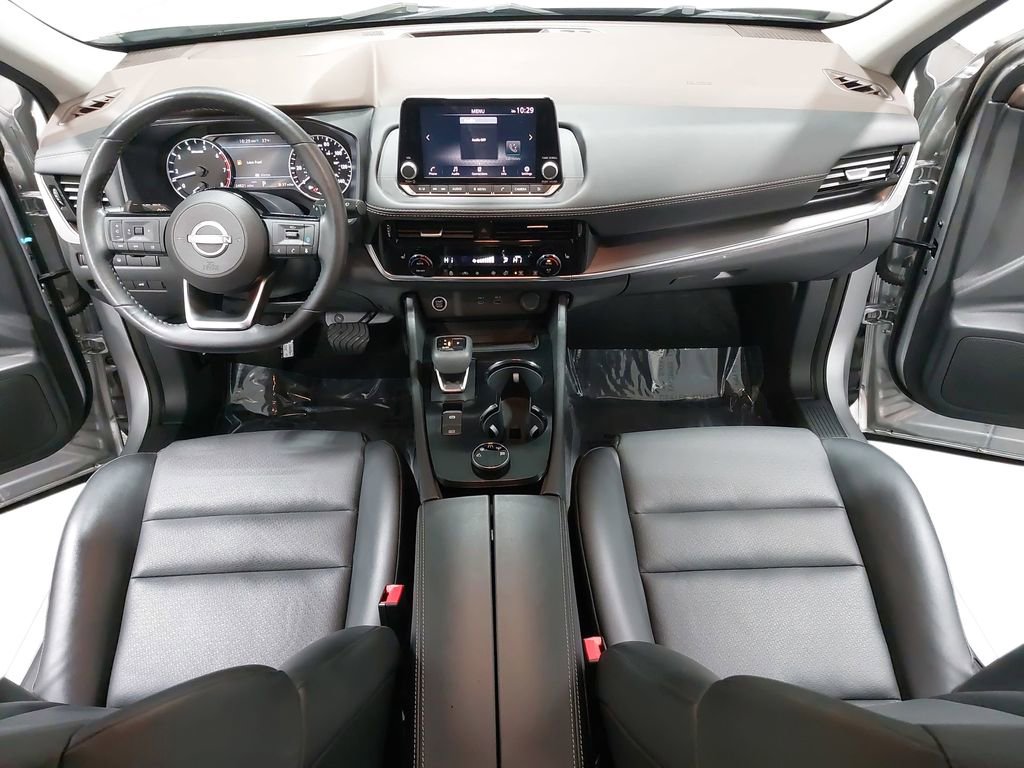 Used 2023 Nissan Rogue SV w/ SV Premium Package image 9