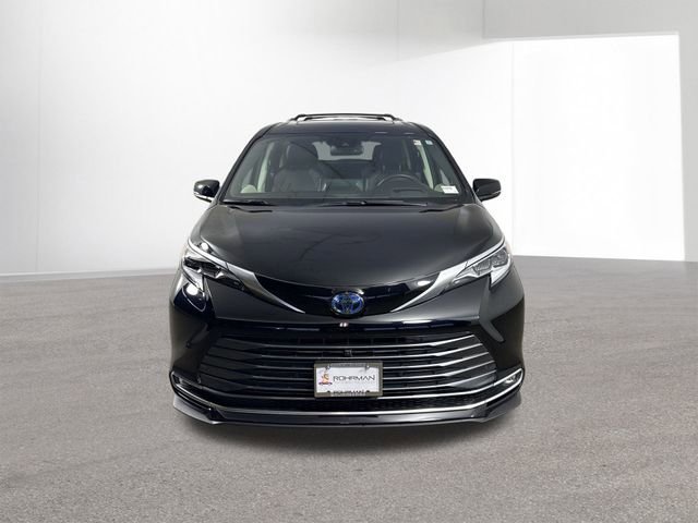 Used 2022 Toyota Sienna Platinum image 27