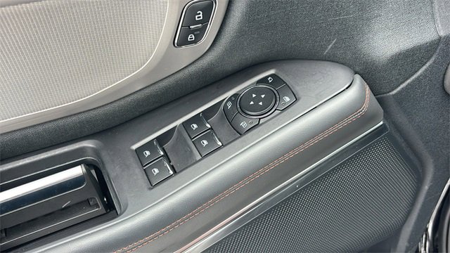 Used 2025 Ford Expedition Active image 12