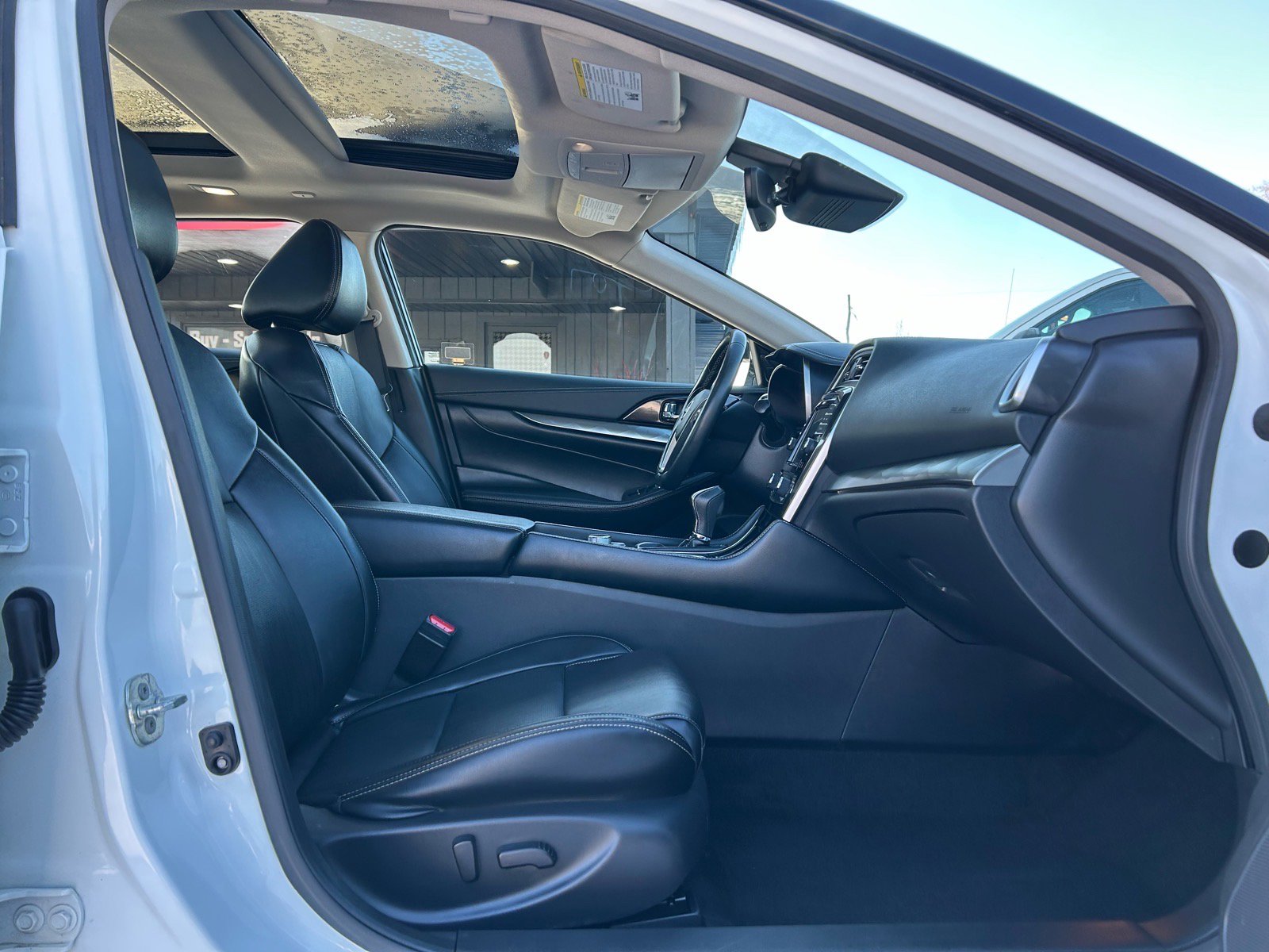 Used 2023 Nissan Maxima SL image 13