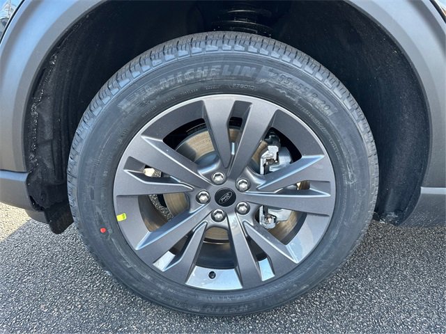 New 2026 Ford Explorer Active w/ Active Comfort Package image 15