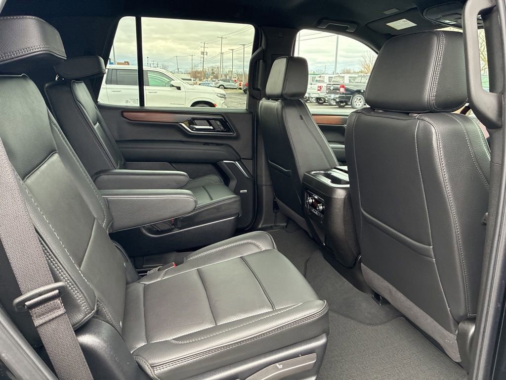 Used 2025 GMC Yukon Denali image 39