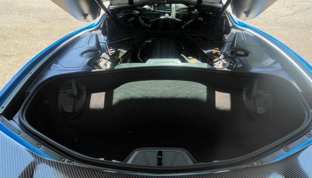 Used 2020 Chevrolet Corvette Stingray Premium Cpe w/ 3LT Preferred Equipment Group image 18