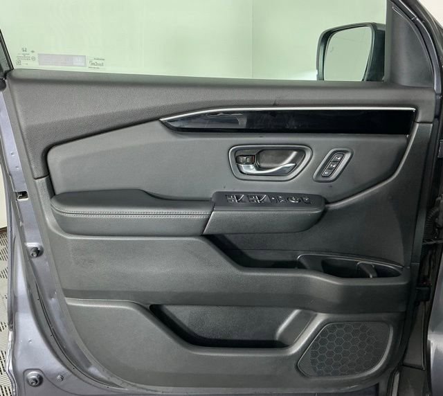 Used 2024 Honda Pilot EX-L image 12
