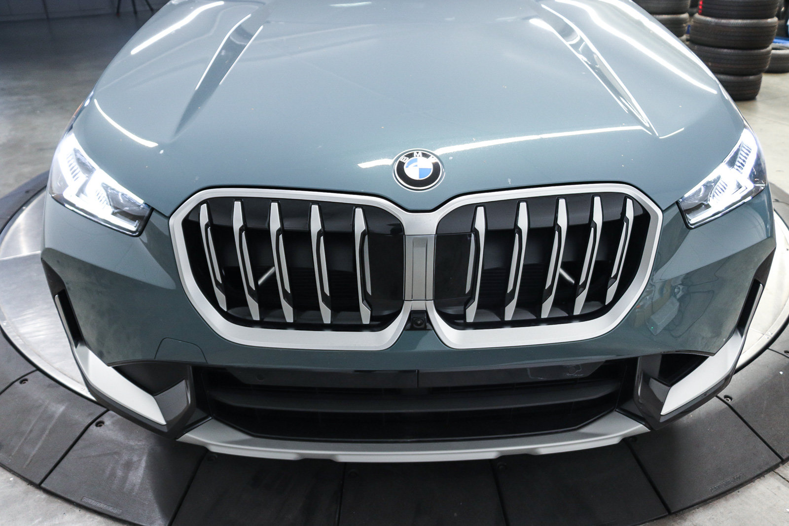 New 2026 BMW X1 xDrive28i w/ Technology Package AWD/4WD image 10