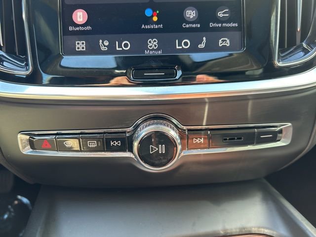 Certified 2025 Volvo V60 B5 Cross Country Plus AWD/4WD image 25