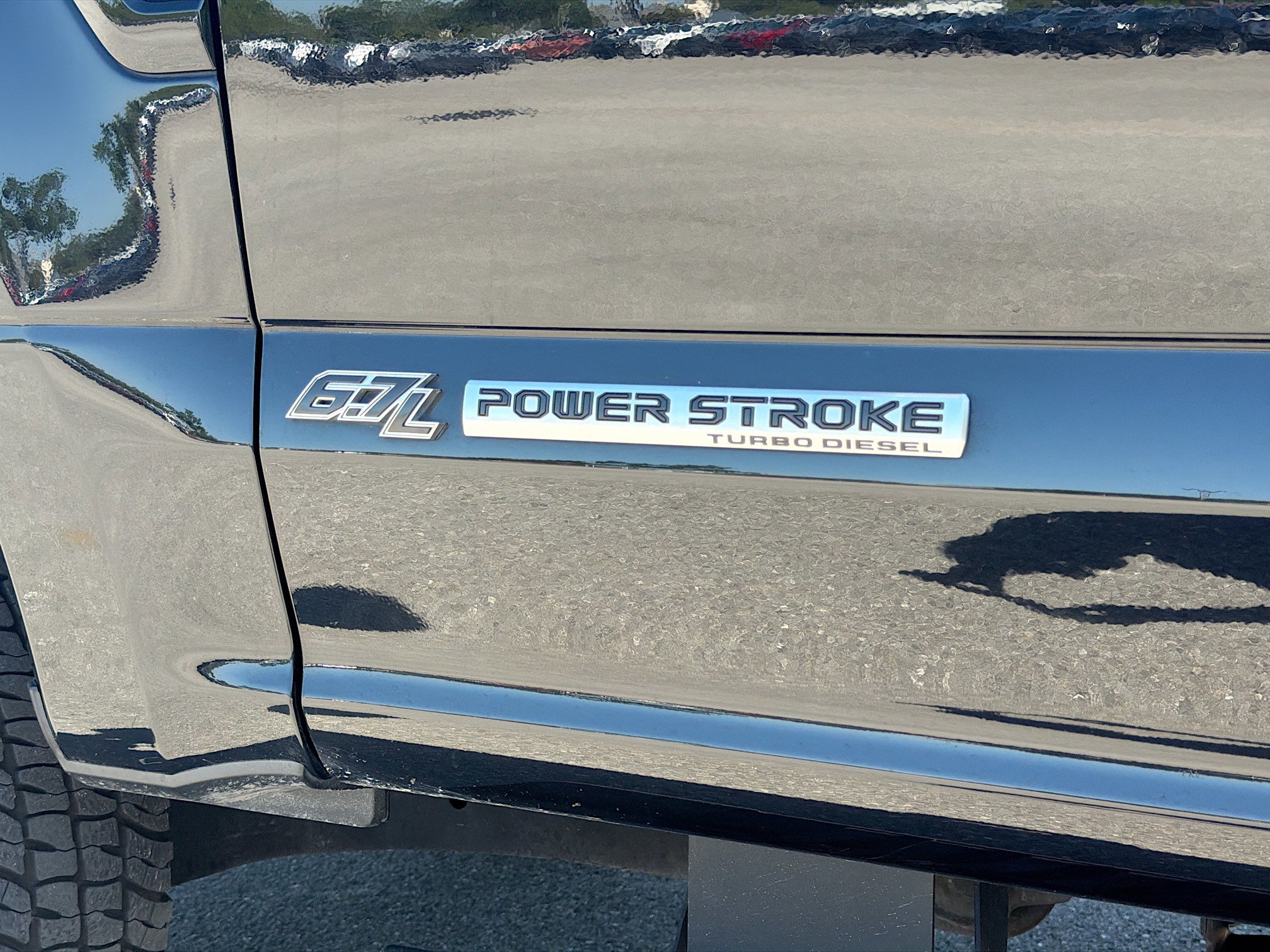 Used 2019 Ford F250 Lariat w/ Lariat Ultimate Package AWD/4WD image 44