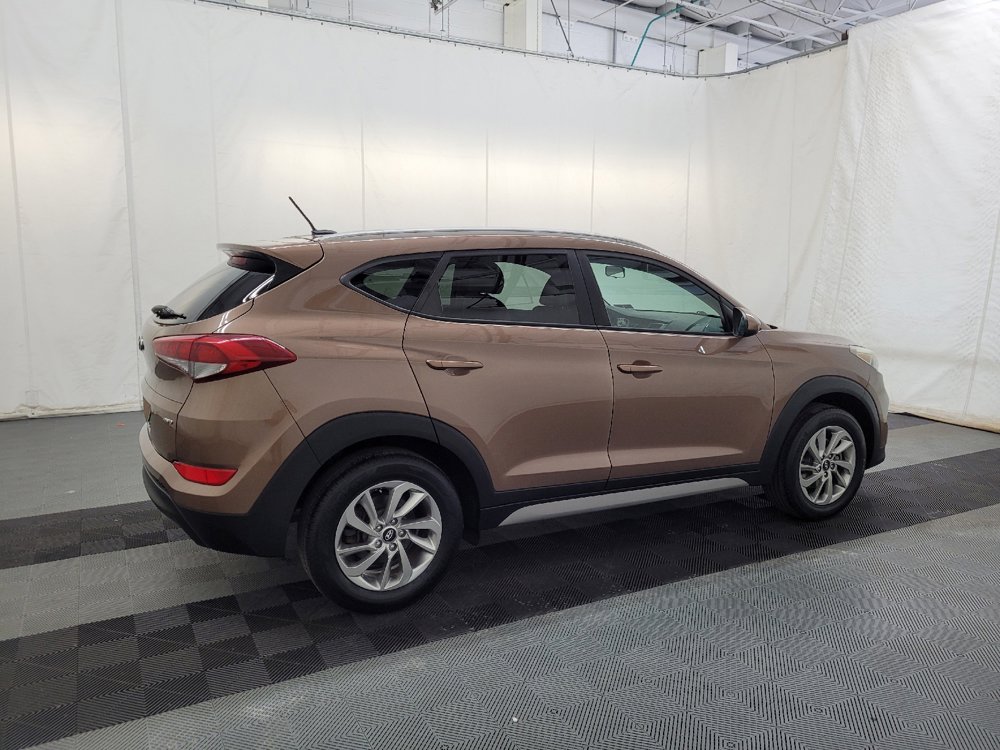 Used 2017 Hyundai Tucson SE AWD/4WD image 10