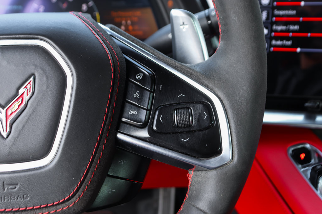 Used 2022 Chevrolet Corvette Stingray Premium Cpe w/ Z51 Performance Package RWD image 29