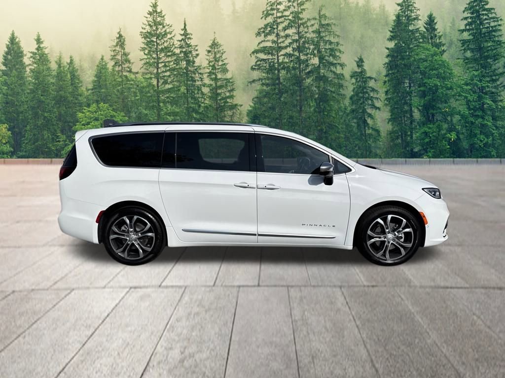 New 2026 Chrysler Pacifica Pinnacle image 2