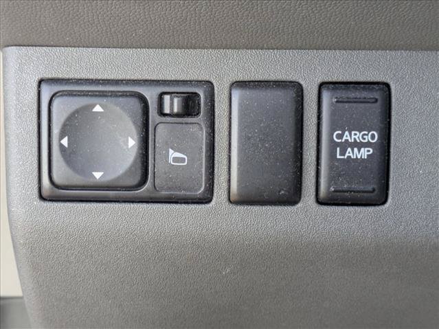 Used 2016 Nissan Frontier SV RWD image 11