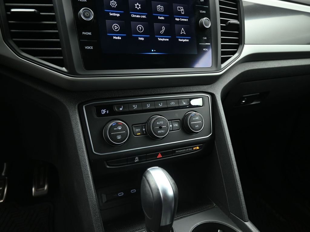 Used 2021 Volkswagen Atlas Cross Sport SE image 15
