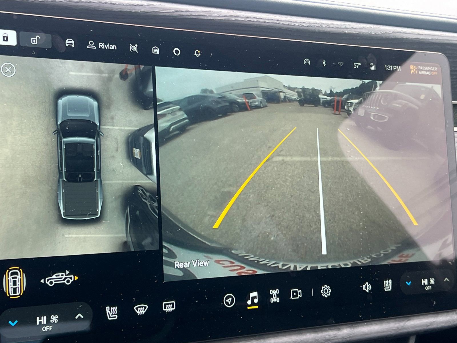 Used 2022 Rivian R1T Adventure image 19