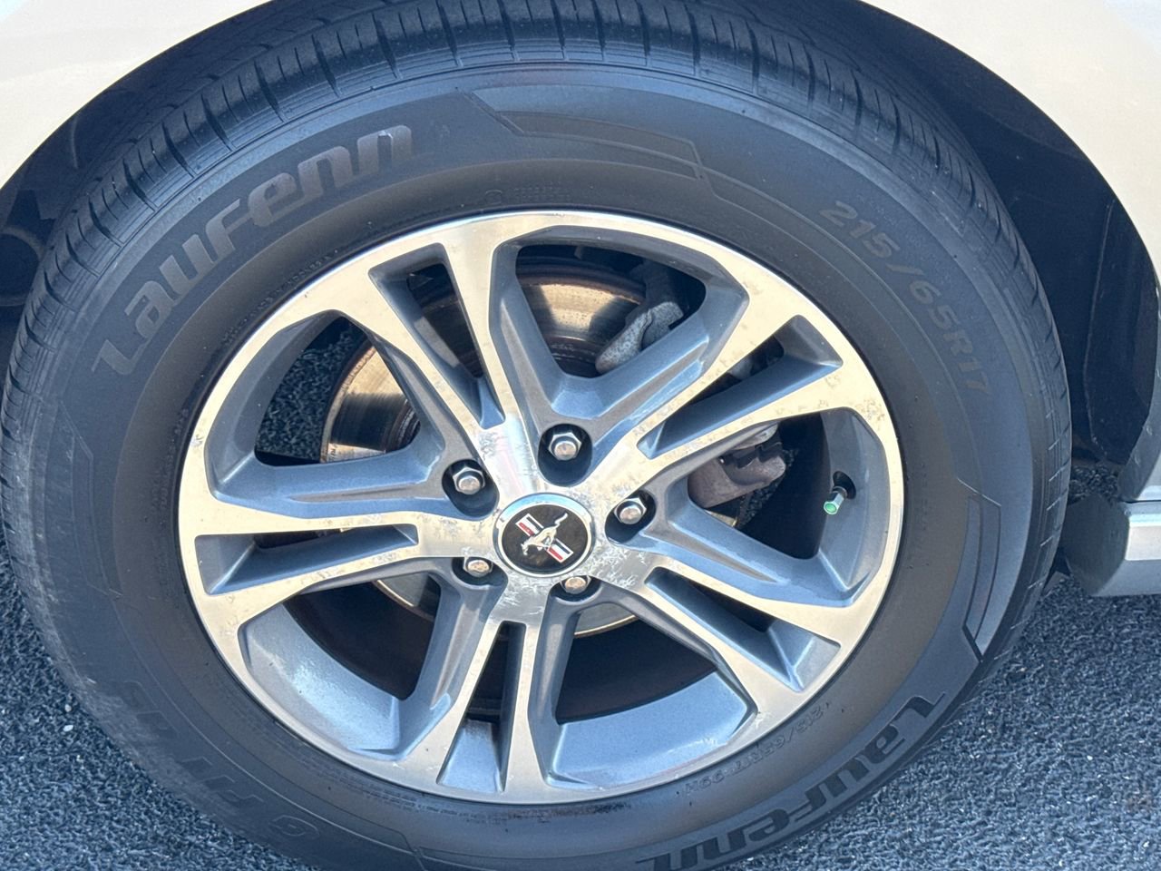 Used 2014 Ford Mustang Premium image 9