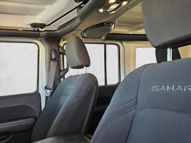 Used 2019 Jeep Wrangler Unlimited Sahara image 19