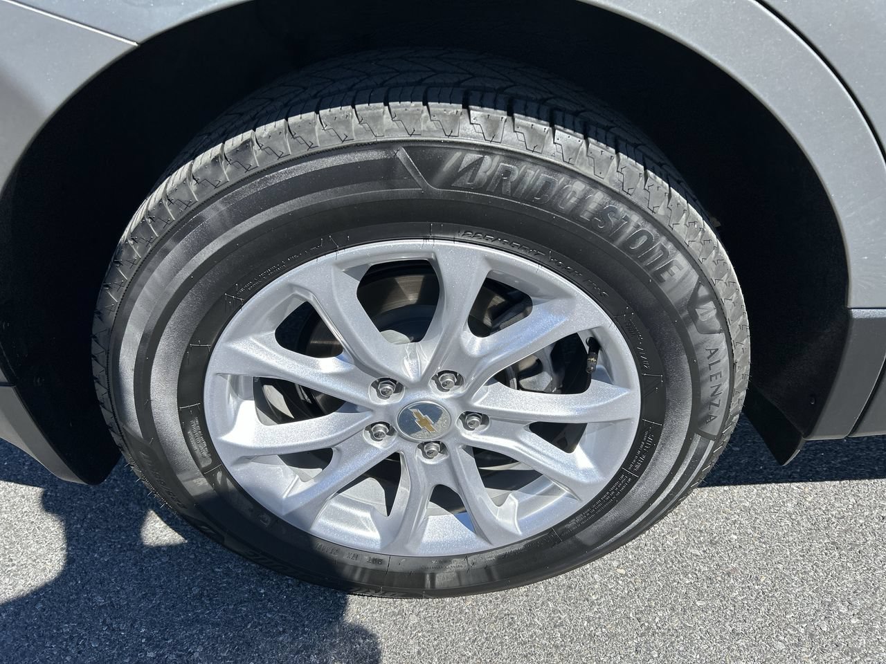 Used 2018 Chevrolet Equinox LT AWD/4WD image 9