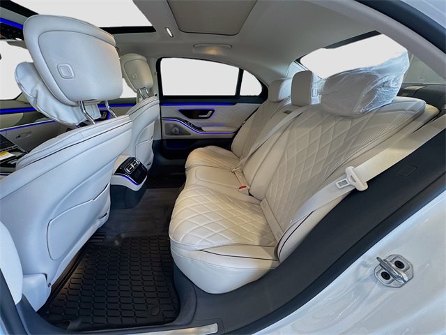 New 2025 Mercedes-Benz S 580 4MATIC Sedan image 6