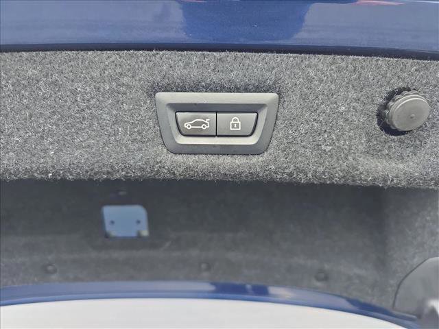 Used 2022 BMW 530i xDrive w/ Convenience Package image 13