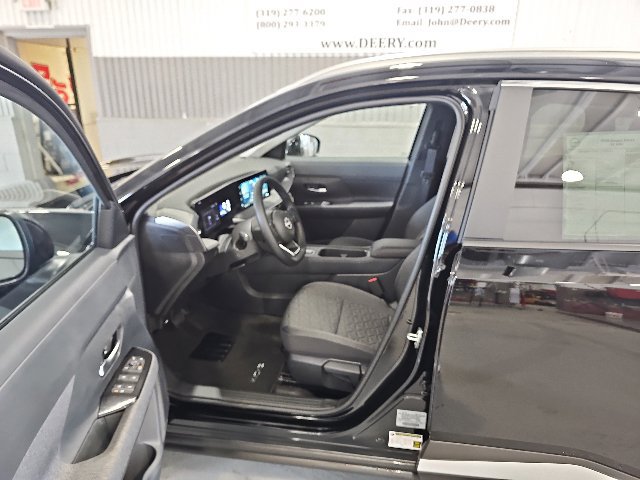 New 2026 Nissan Kicks SV w/ SV Premium Package AWD/4WD image 9