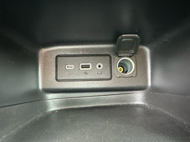 Used 2022 Chevrolet Equinox LT image 42