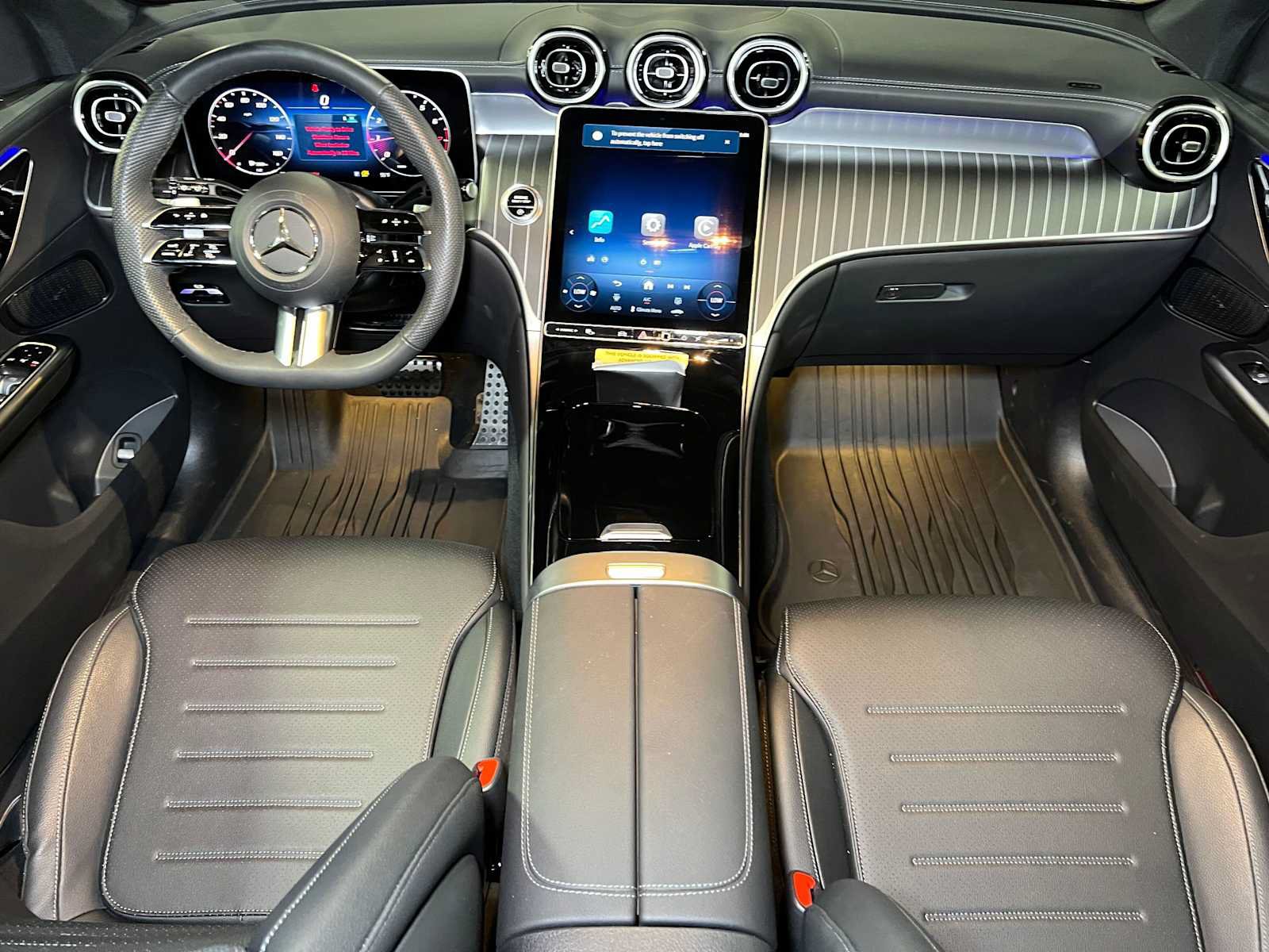 Certified 2026 Mercedes-Benz GLC 300 4MATIC image 44