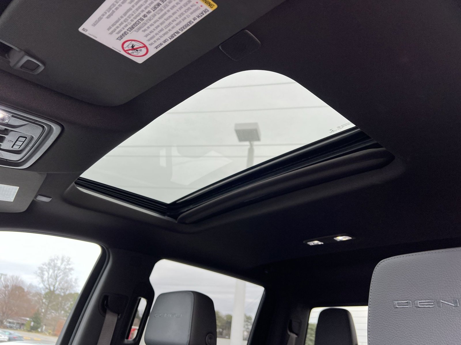 Used 2021 GMC Sierra 2500 Denali w/ Denali Ultimate Package image 21