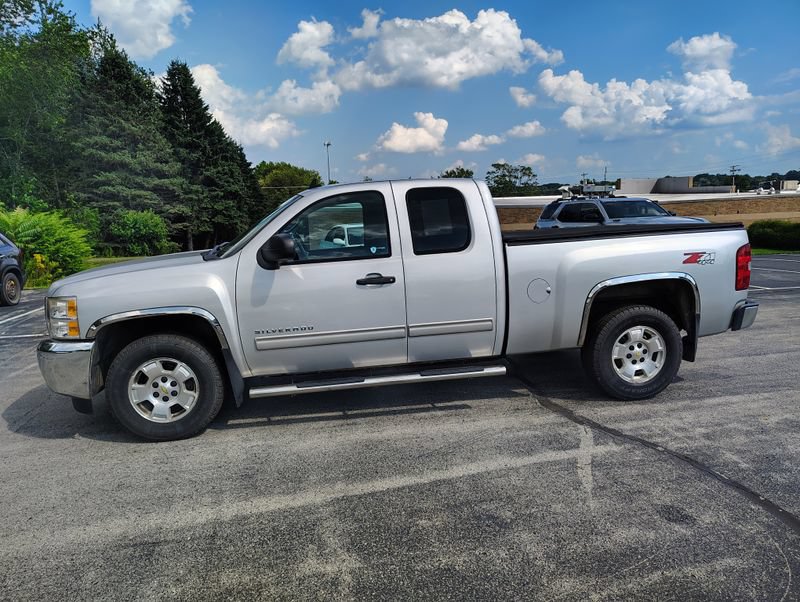 Used 2013 Chevrolet Silverado 1500 LT w/ All-Star Edition AWD/4WD image 9