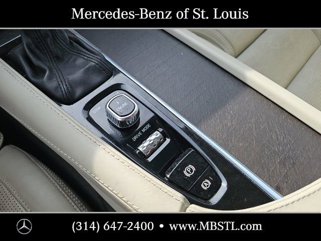 Used 2017 Volvo V90 T6 Cross Country image 31