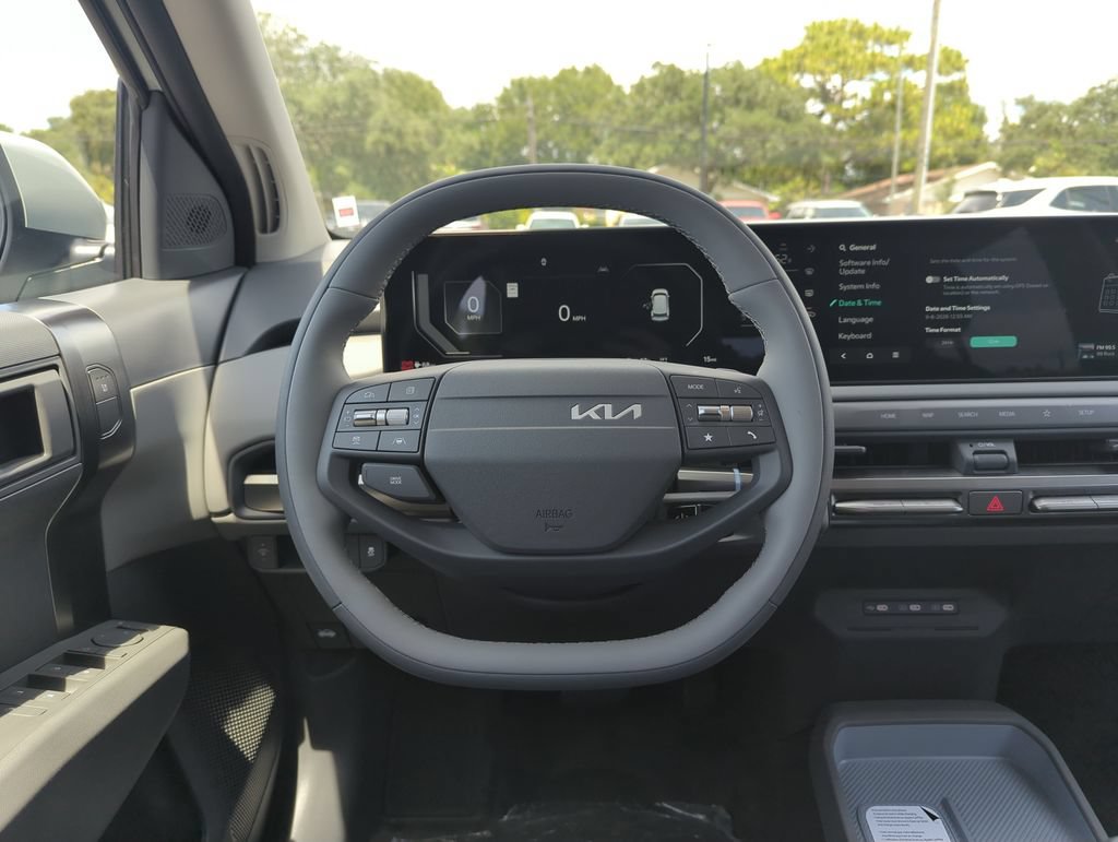 New 2027 Kia EV3 Wind FWD image 17