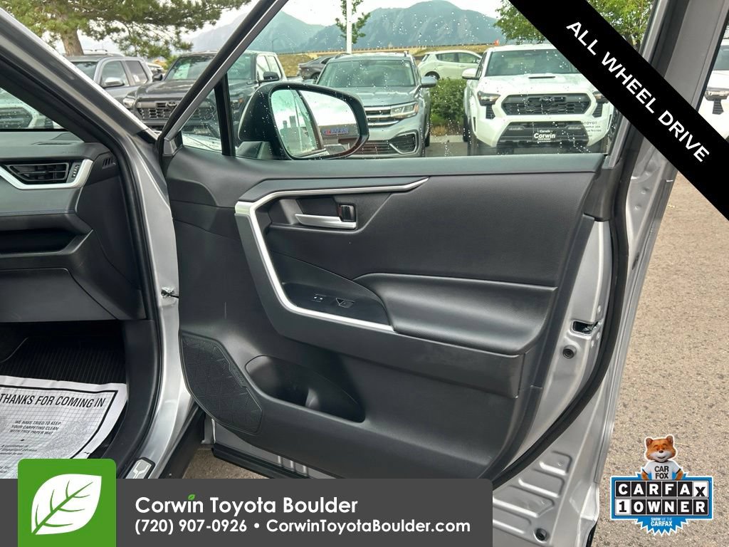 Used 2023 Toyota RAV4 SE AWD/4WD image 10