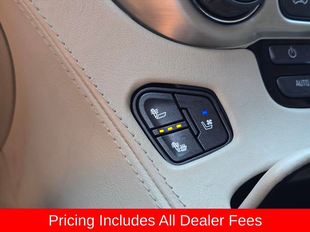Used 2018 GMC Yukon Denali w/ Denali Ultimate Package AWD/4WD image 19