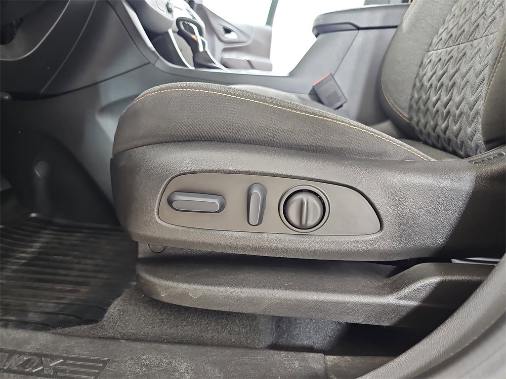 Certified 2023 Chevrolet Equinox LT image 33
