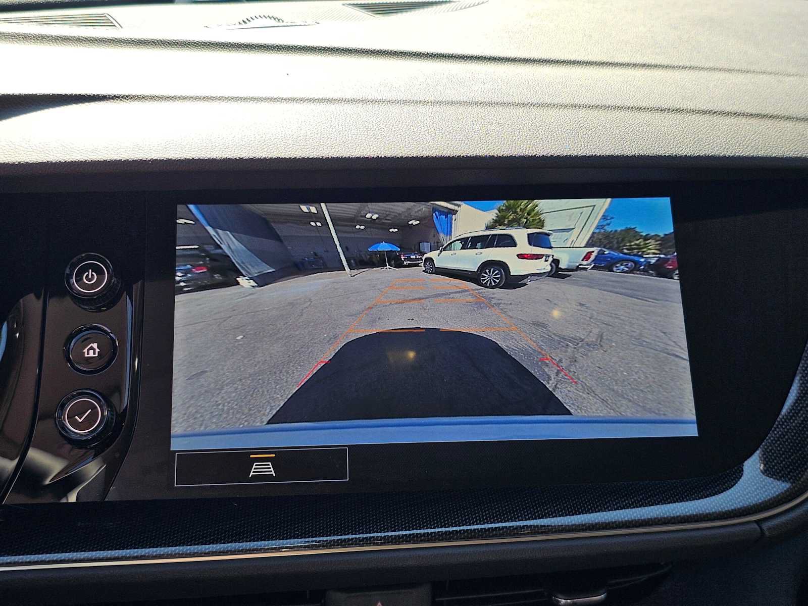 Used 2021 Buick Envision Preferred FWD image 27
