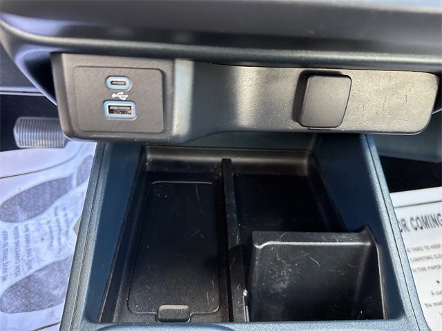 Used 2022 Ford Maverick XL image 23