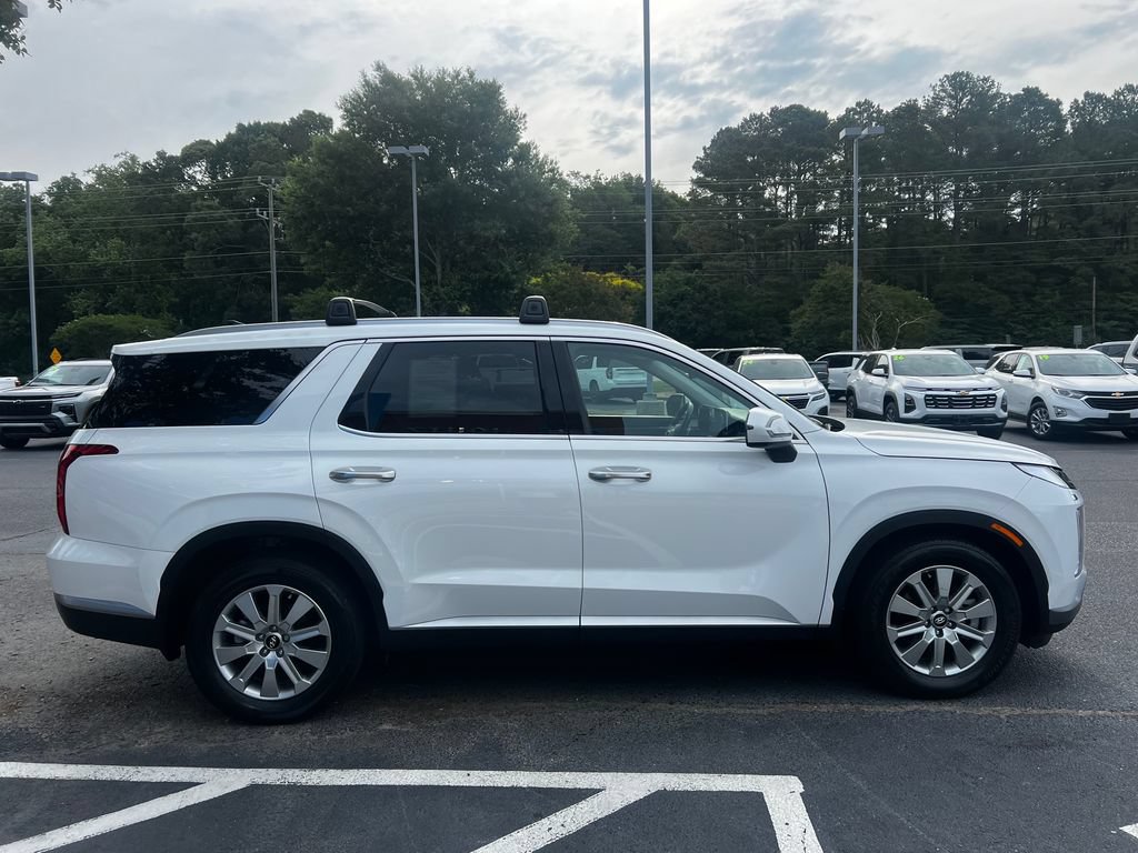 Used 2023 Hyundai Palisade SEL w/ Cargo Package AWD/4WD image 4