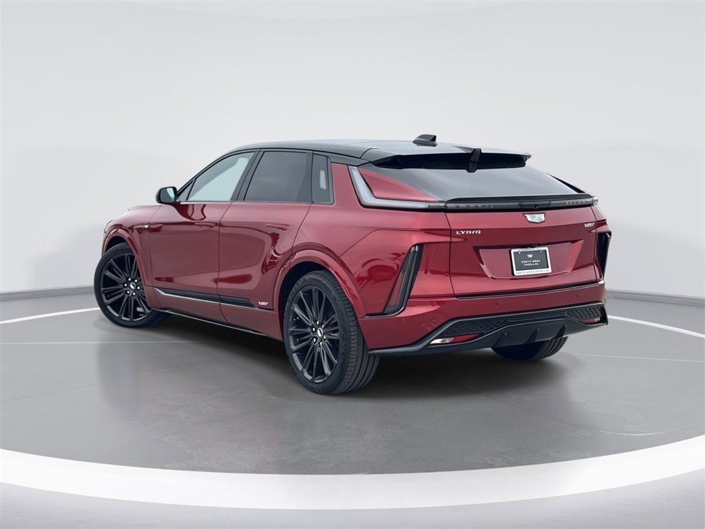New 2026 Cadillac Lyriq V image 5