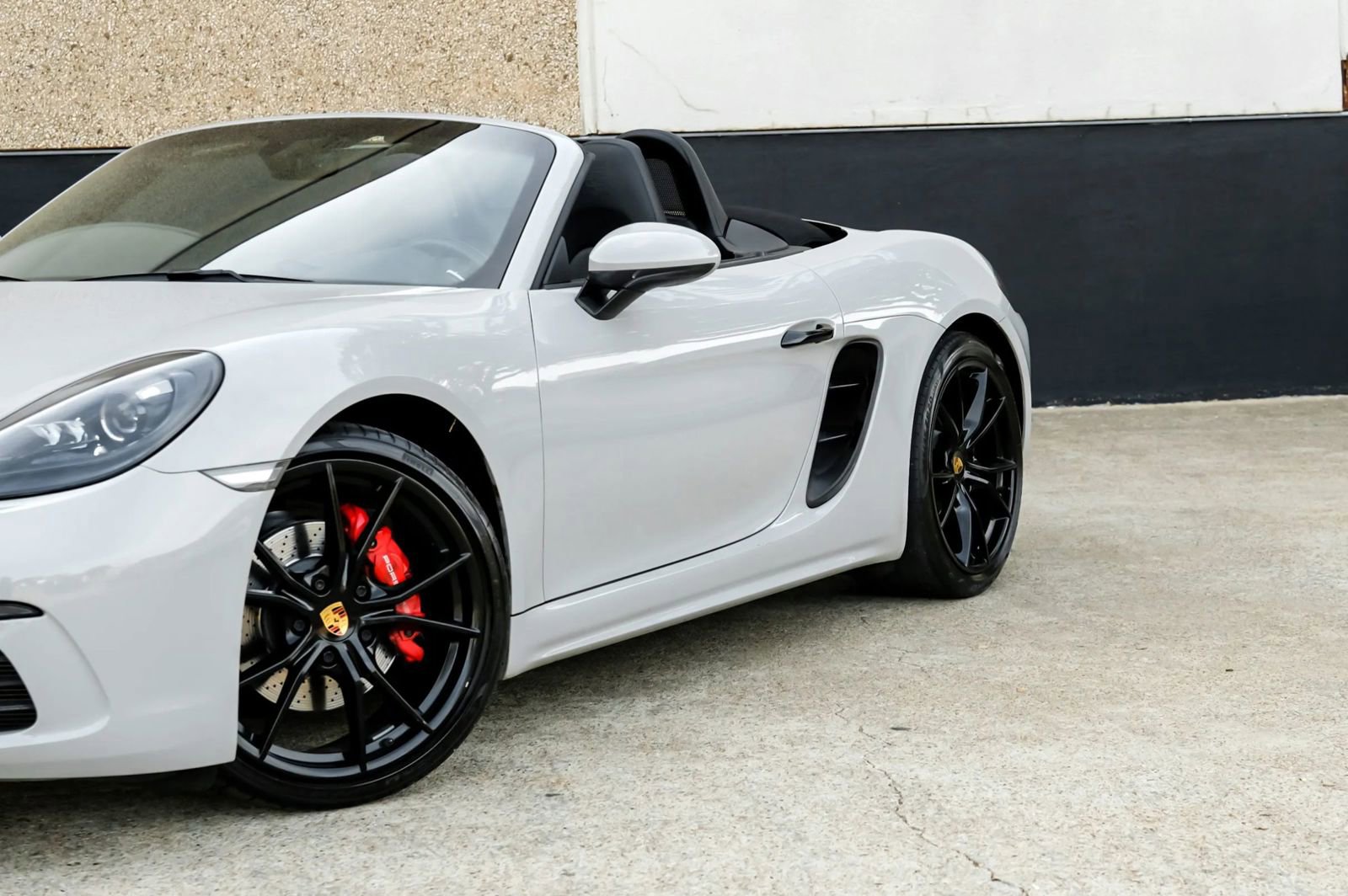 Used 2020 Porsche 718 Boxster S RWD image 6
