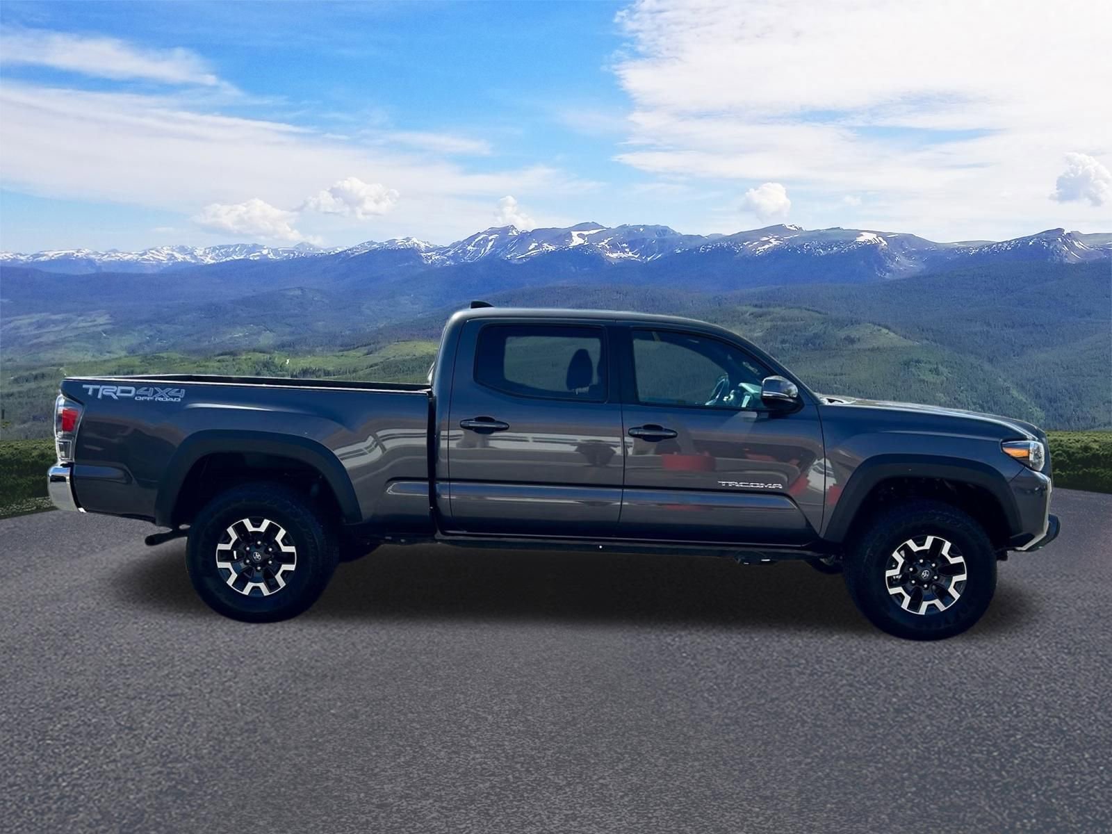 Used 2023 Toyota Tacoma TRD Off-Road image 6