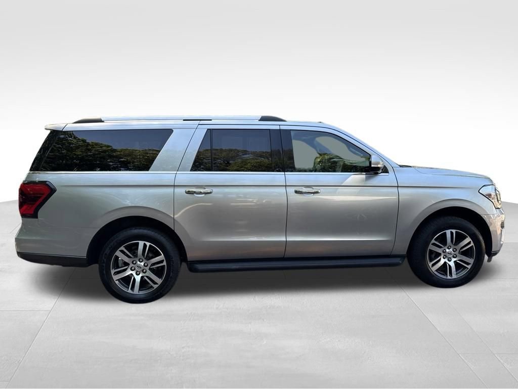 Used 2024 Ford Expedition Max Limited AWD/4WD image 6