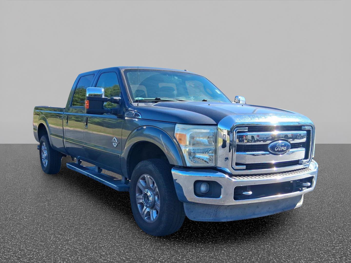 Used 2016 Ford F350 Lariat w/ Lariat Ultimate Package AWD/4WD image 4